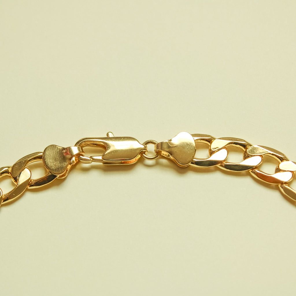 Chunky Cuban Link Chain Necklace 14K Gold — lobster clasp detail