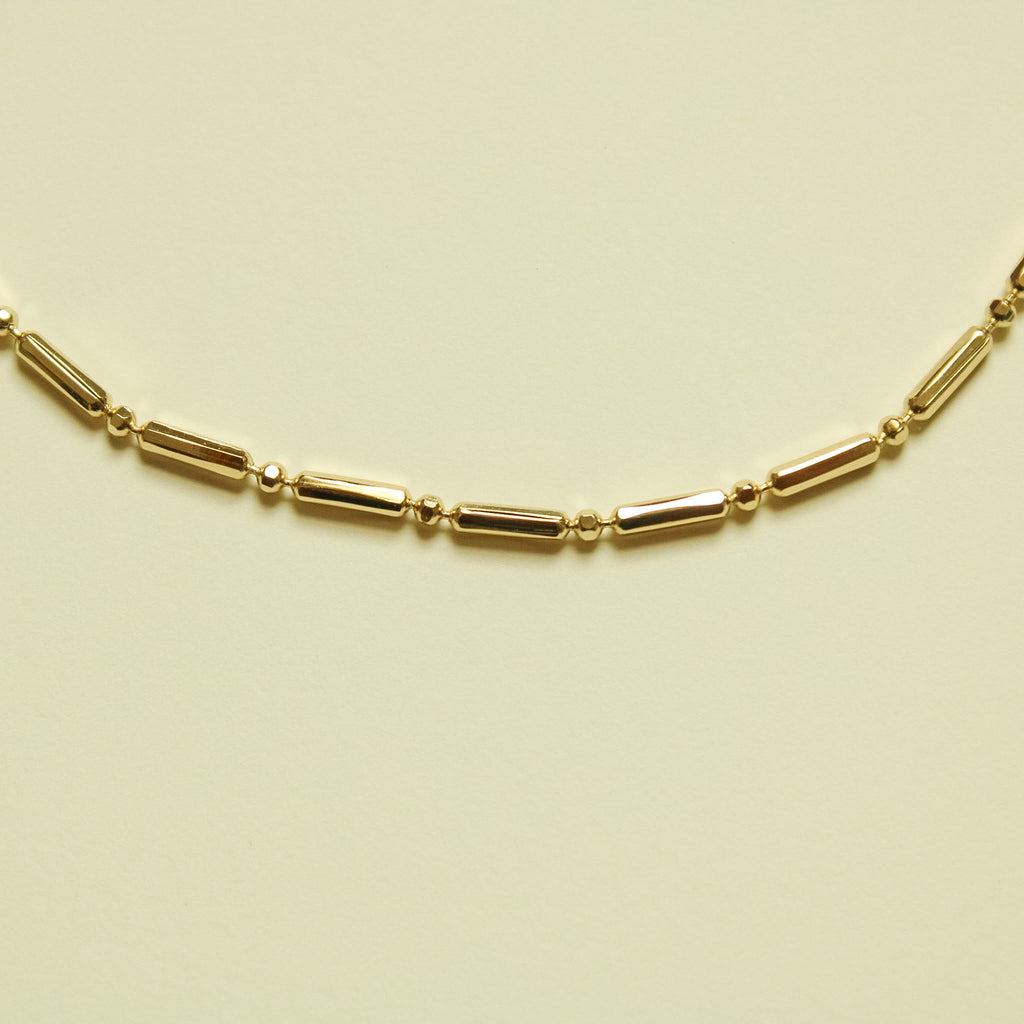 Bar & Bead Chain Necklace 14K Gold — bottom arc bar link detail