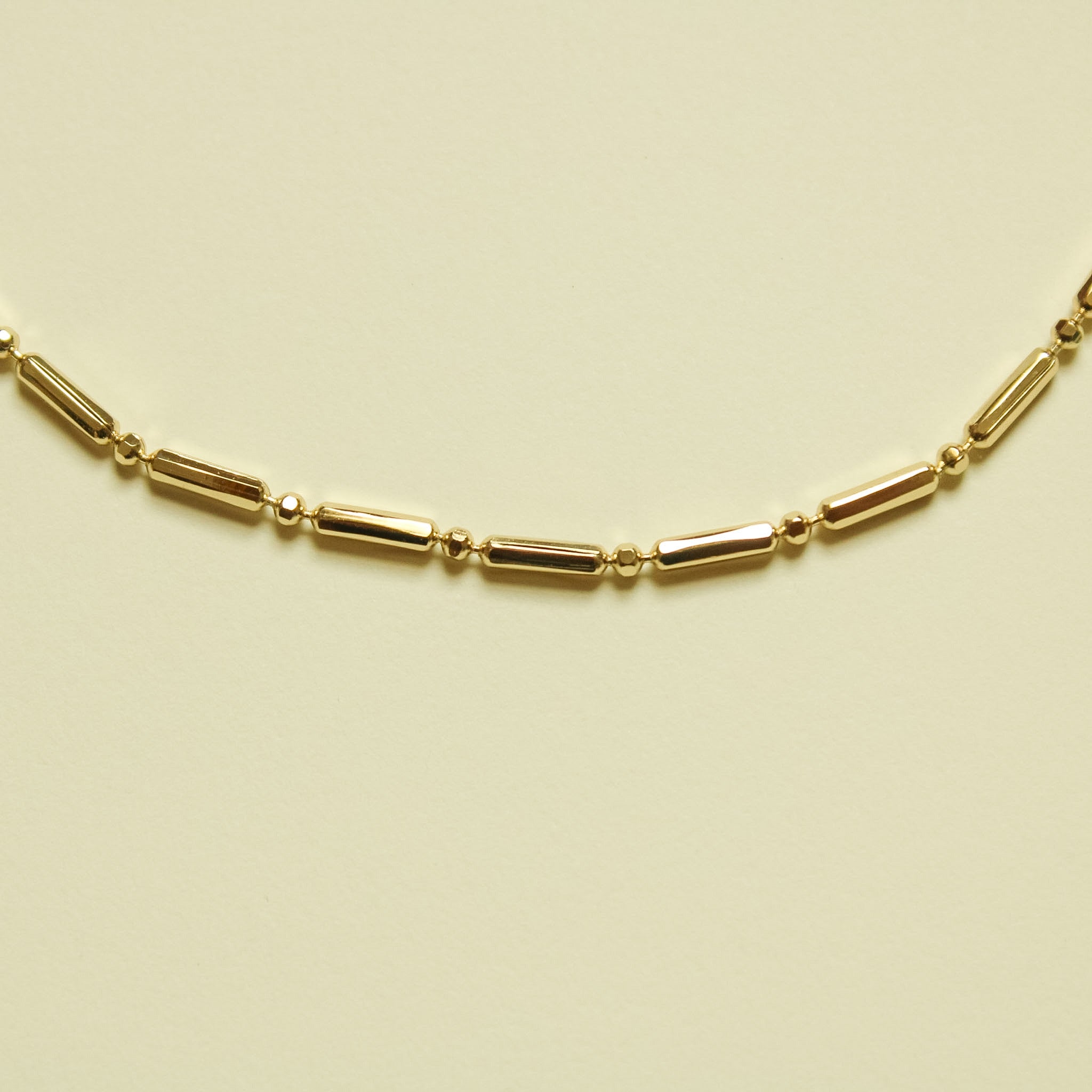 Bar & Bead Chain Necklace 14K Gold — bottom arc bar link detail