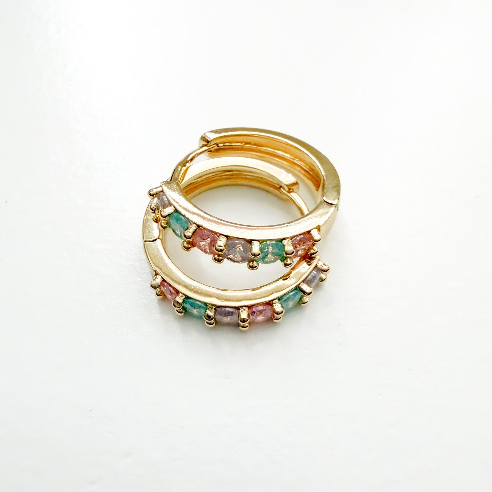 Candy gold huggie - Séfan Jewelry