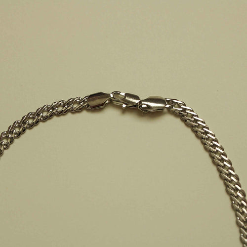 Chunky double-link curb chain necklace with bright silver-tone links