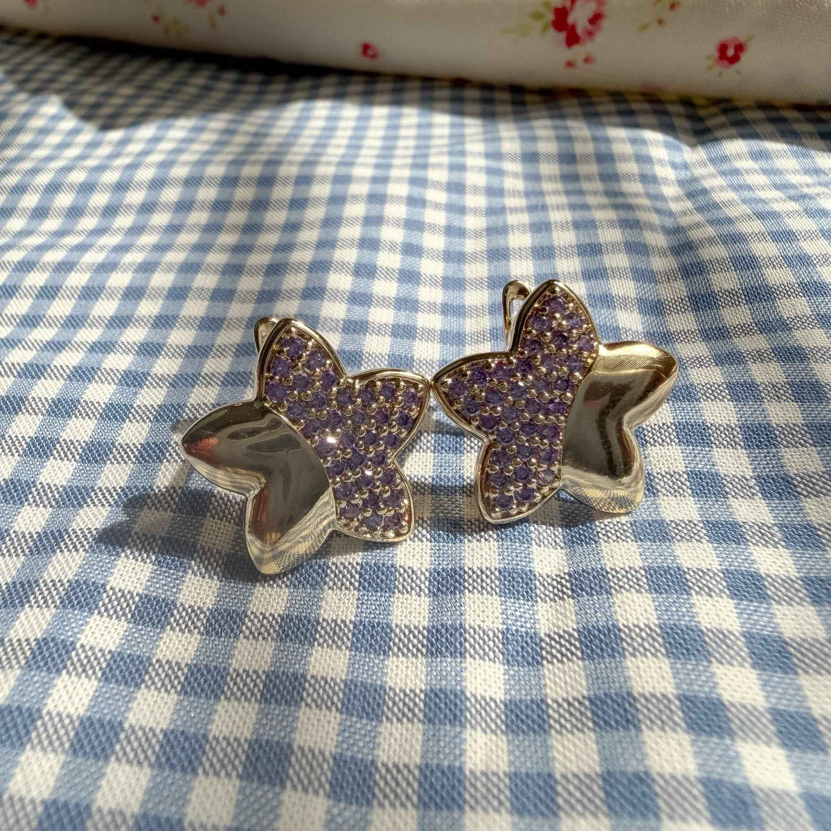 Pavé Purple CZ Star Stud Earrings — 14K Gold Plated